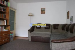 apartament-2-camere-de-vanzare-alba-iulia-cetate-etaj-2